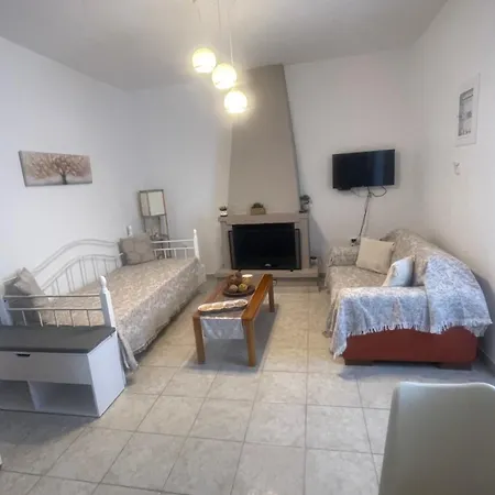 Madou House Appartement Leonídion