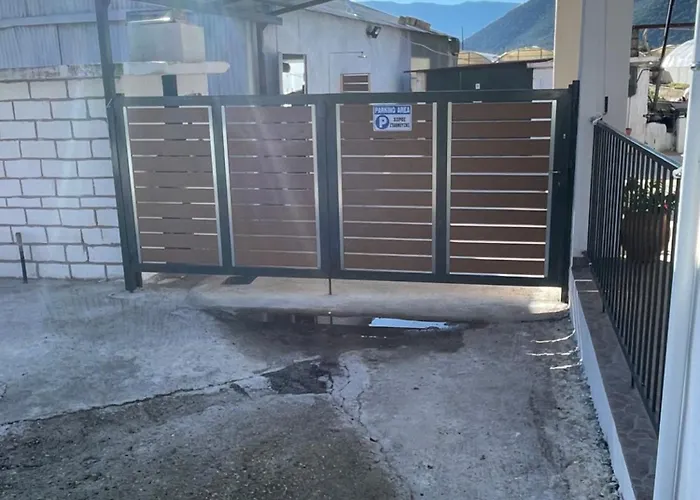 Appartement Madou House Leonídion